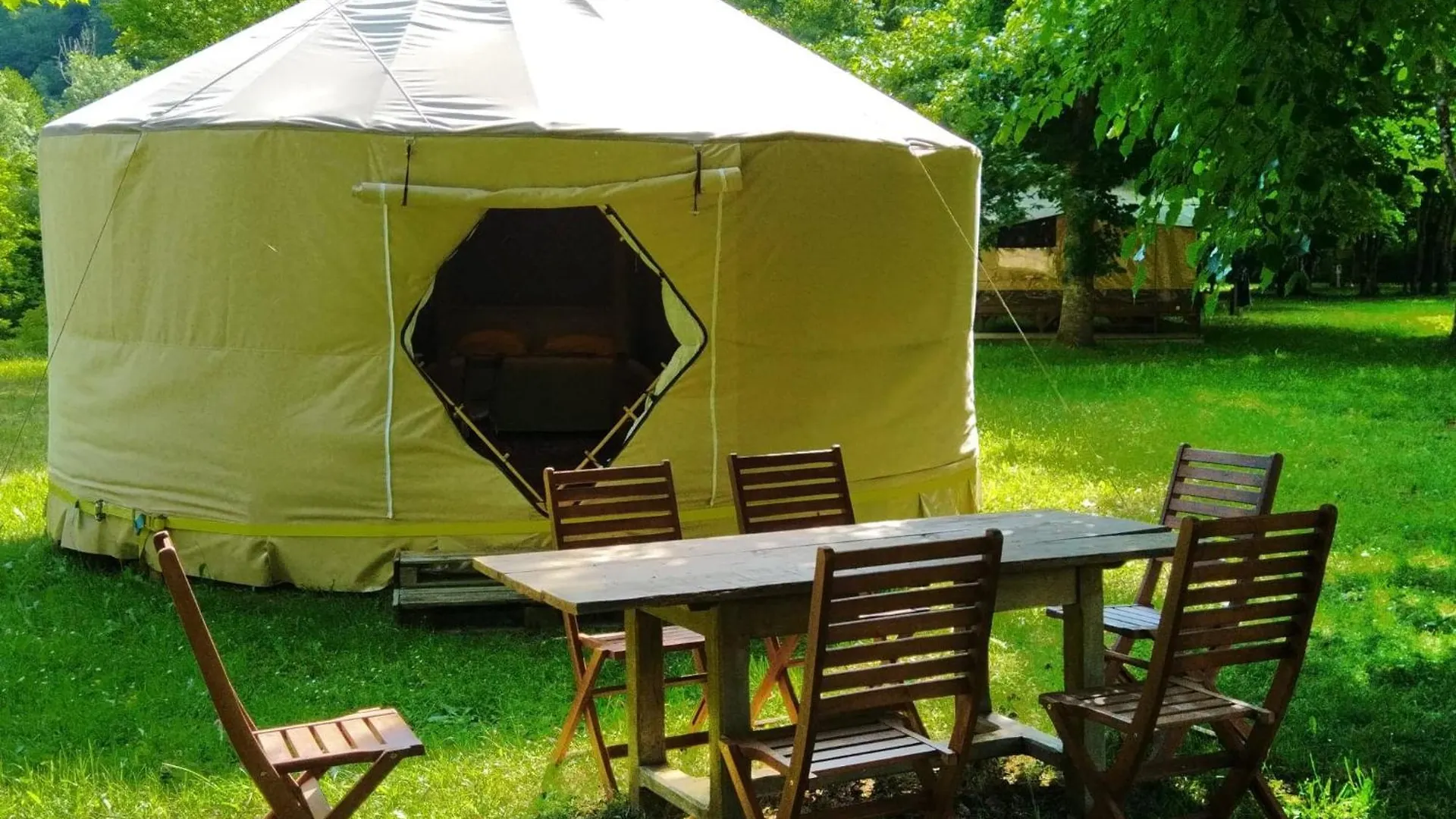 Tentes Canadienne - Camping Des Trois Rivieres Bassignac 0*,  France